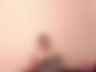 ElenoraWillinghurst's Live Sex Cam Show