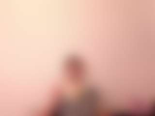 ElenoraWillinghurst's Live Sex Cam Show