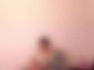 ElenoraWillinghurst's Live Sex Cam Show