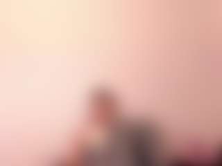 ElenoraWillinghurst's Live Sex Cam Show