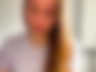EmiliaShetley's Live Sex Cam Show