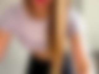 EmiliaShetley's Live Sex Cam Show