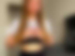 EmiliaShetley's Live Sex Cam Show