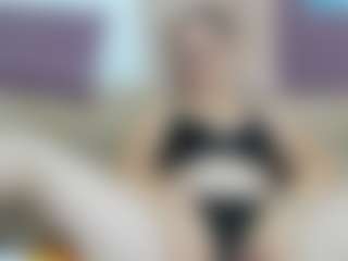 EnticingLucy's Live Sex Cam Show