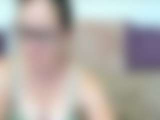 Live cam show with EnticingLucy - New MILF on TeamSkeetLive