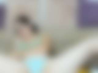 Live cam show with EnticingLucy - Brown Eyes on Free Soda