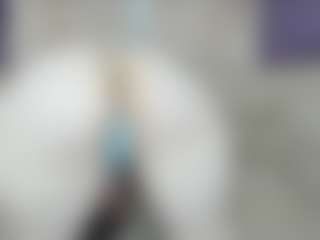 Live cam show with EnticingLucy - White Mature on Soda Cam