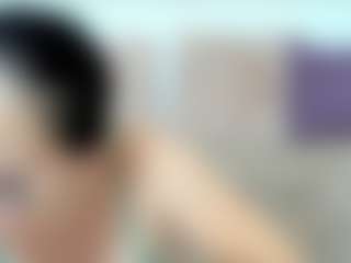 EnticingLucy MILF webcam performer live streaming
