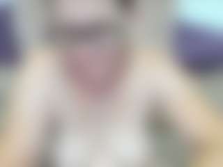 EnticingLucy's Live Sex Cam Show