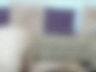 Live cam show with EnticingLucy - Twerk on Cam Slut