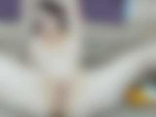 Live cam show with EnticingLucy - Mature on SinfulBabes