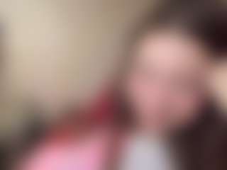 Live cam show with JanaeGwin - Brown Hair on crypto-cams