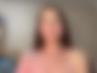 Live cam show with JanaeGwin - Brown Hair on livesuperchat.net