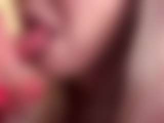 Live cam show with JaquelynCorolis - Mature on CSO-WL