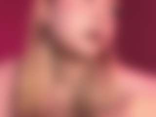 JaquelynCorolis's Live Sex Cam Show