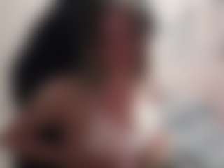 Live cam show with JeseniaCerrato - New Teen (18+) on Cam Slut
