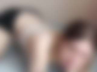 Live cam show with JeseniaCerrato - Domination on Camming Site