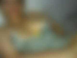 Live cam show with lumme - White Curvy on hotwifechat.live | colombia