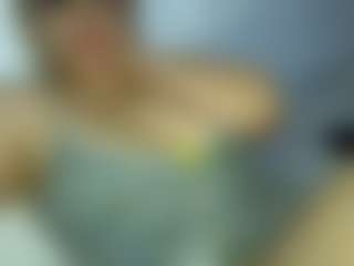Live cam show with lumme - Strip MILF on PervPlay.com