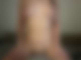PeachyVibes's Live Sex Cam Show