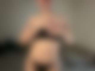 PeachyVibes's Live Sex Cam Show