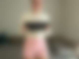PeachyVibes's Live Sex Cam Show