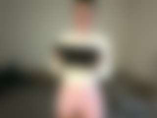PeachyVibes's Live Sex Cam Show