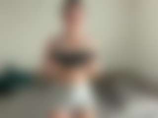PeachyVibes's Live Sex Cam Show