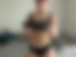 PeachyVibes's Live Sex Cam Show