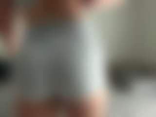 PeachyVibes's Live Sex Cam Show