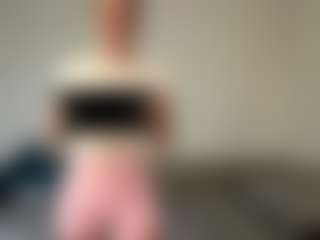 PeachyVibes's Live Sex Cam Show