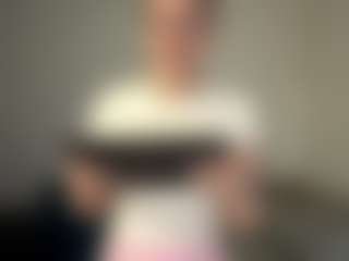PeachyVibes's Live Sex Cam Show