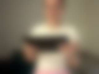 PeachyVibes's Live Sex Cam Show