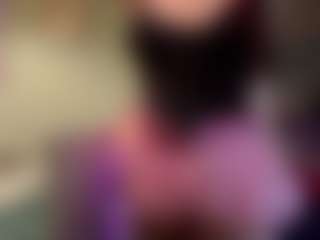 ThuyOverocker's Live Sex Cam Show