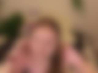 Live cam show with TinyLili - Blowjob on Uber Horny