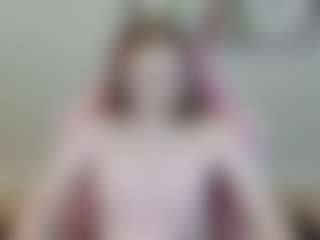 Live cam show with TinyLili - Spank on Uber Horny
