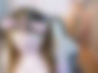 Live cam show with TinyLili - Young Adult on Camiplay Live