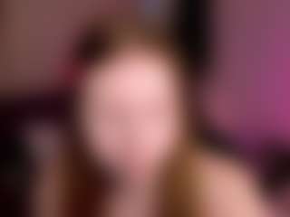 Live cam show with TinyLili - Facial Piercings on CamSextacy