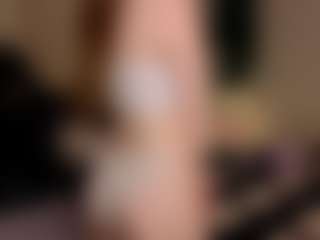 Live cam show with TinyLili - Cute on hotwifechat.live