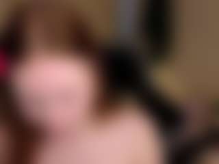 Live cam show with TinyLili - Big Tits Small Tits on Milfs Live