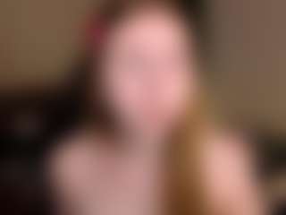 Live cam show with TinyLili - Flashing on Fit Hotties