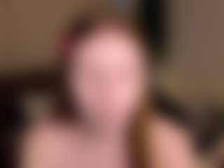 Live cam show with TinyLili - Smoking on Fit Hotties
