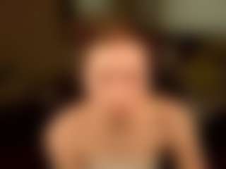 Live cam show with TinyLili - Moaning on realtime-chat
