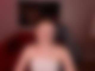Live cam show with TinyLili - Cute on CamClone