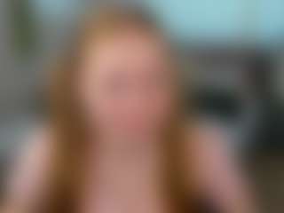 Live cam show with TinyLili - Blue Eyes on Chatstar