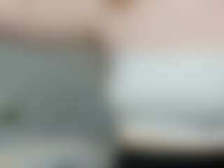 Live cam show with TinyLili - Average on Camversity
