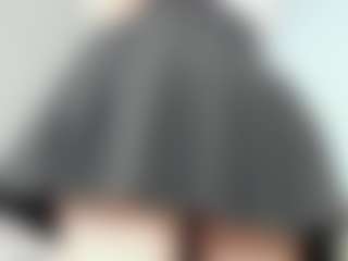 Live cam show with TinyLili - Blue Eyes on Sweet Sext