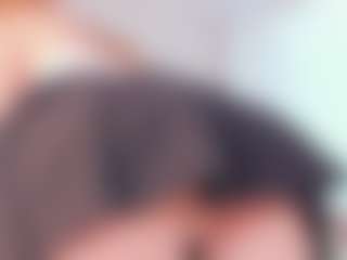Live cam show with TinyLili - Blue Eyes on sexytreat.net