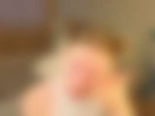 Live cam show with TinyLili - Role Play on Livezox