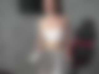 ToyaAltamirano's Live Sex Cam Show